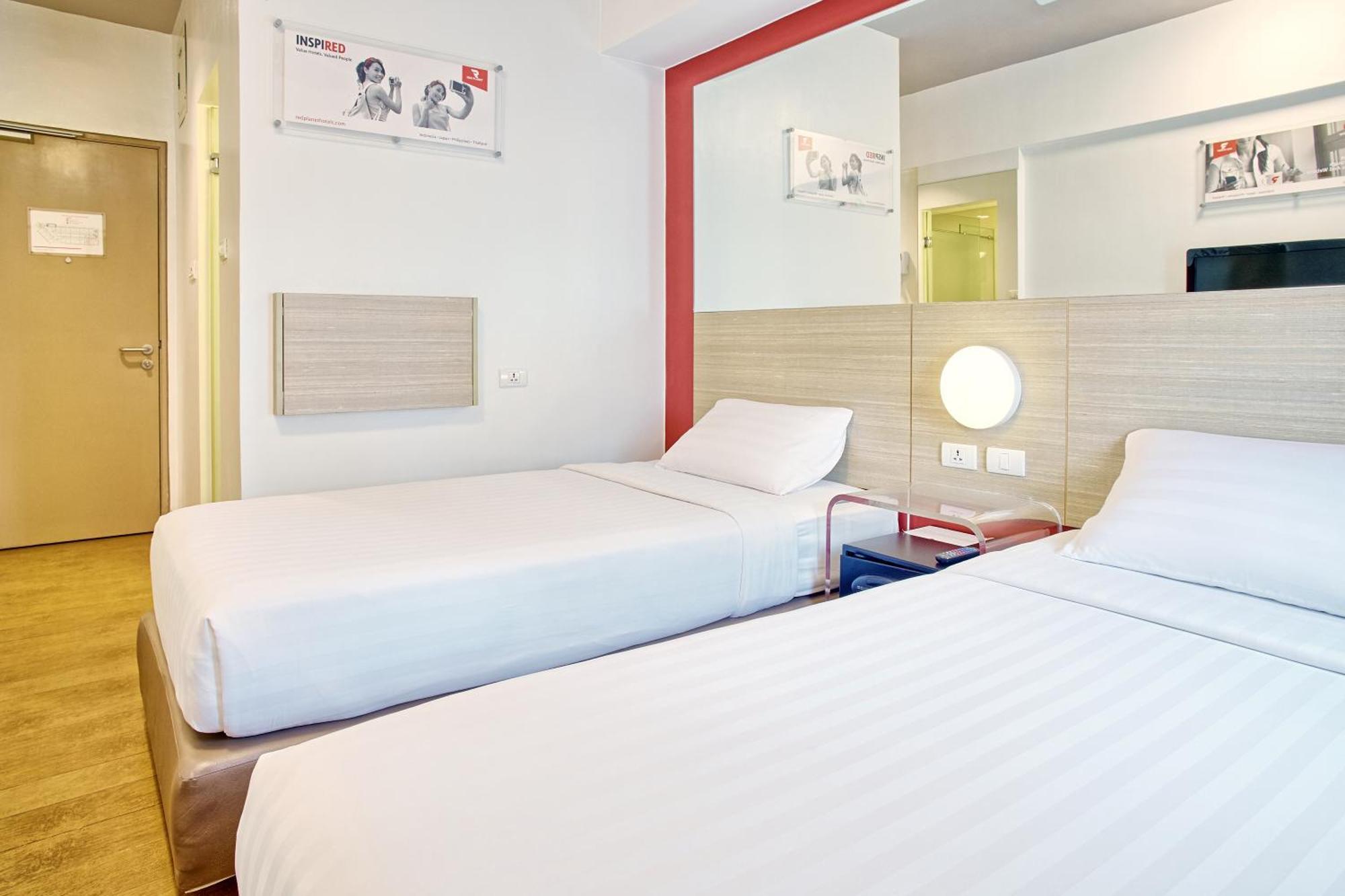 Red Planet Cebu Hotel Екстериор снимка