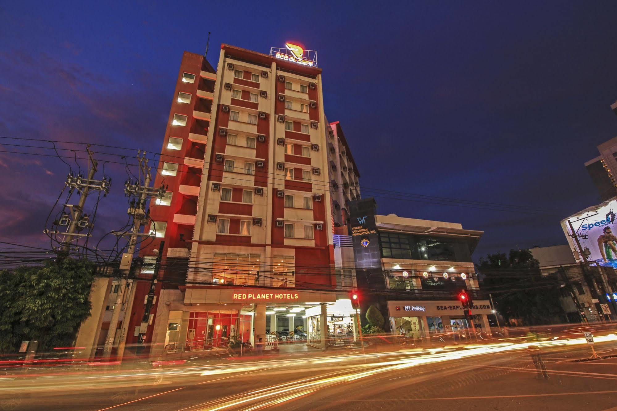 Red Planet Cebu Hotel Екстериор снимка